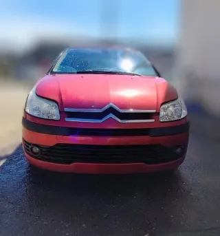 Capó Citroen C4