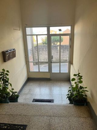 Edificio en venta en Grove (O)
