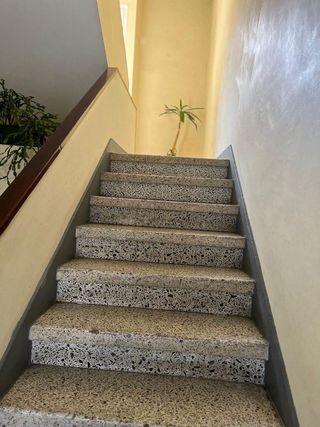 Edificio en venta en Grove (O)