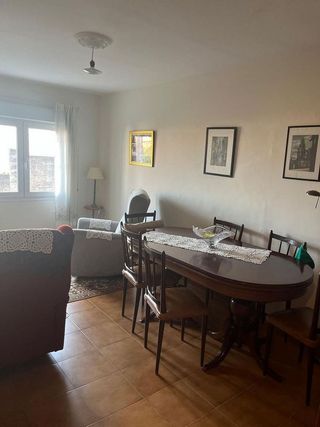 Edificio en venta en Grove (O)