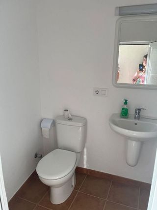 Edificio en venta en Grove (O)