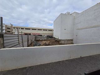 Terreno en venta en Centro - La Vega Alta en Arrecife