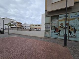 Terreno en venta en Centro - La Vega Alta en Arrecife
