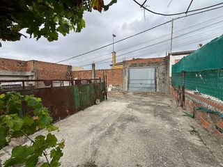 Terreno en venta en La Granja-La Colina-Los Pastores en Algeciras