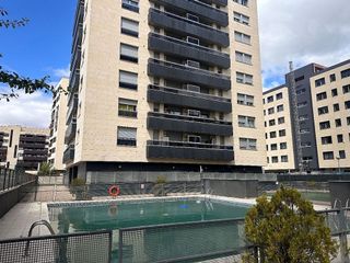 Piso en venta en Cascajos - Piqueras en Logroño