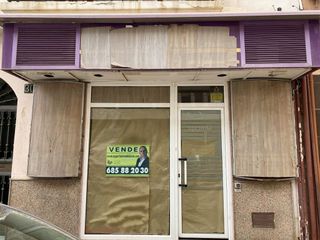 Local comercial en venta en Plaza de Toros - Santa Rita en Almería