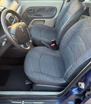 Renault Clio ¡pocos km!