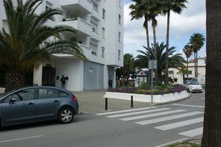 Local comercial en venta en Nueva Andalucía centro en Marbella