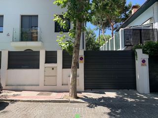 Chalet en alquiler en Nueva España en Madrid