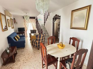 Casa adosada en venta en Alcalá de los Gazules