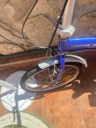 Bicicleta plegable azul