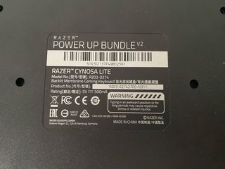 Teclado Razer Negro Grande con Luces