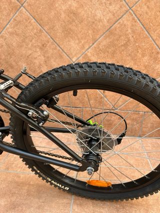 Bicicleta infantil B'TWIN 20 Negra/Verde