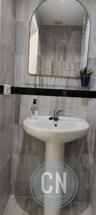 Ático en alquiler en El Padrón - El Velerín - Voladilla en Estepona