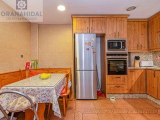 Casa adosada en venta en Peligros