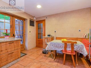 Casa adosada en venta en Peligros