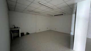 Local comercial en venta en Creu de la Mà - Rally sud en Figueres