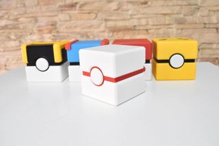 Caja Game Boy cartuchos | Pokeball Masterball