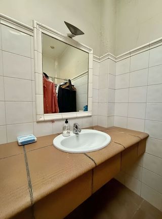 Local comercial en alquiler en Gavarra en Cornellà de Llobregat