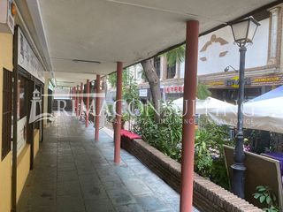 Local comercial en alquiler en Playa de la Fontanilla en Marbella