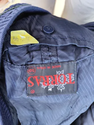 Chaqueta de ante azul con detalles