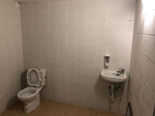 Local comercial en venta en Las Lagunas en Mijas