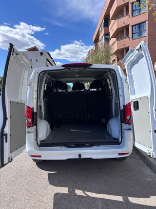 Mercedes Benz v Vito mixta 110 CDI 2025