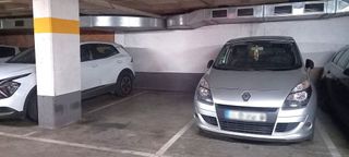 Garaje en venta en Pubilla Cases en Hospitalet de Llobregat, L´