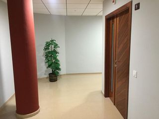 Oficina en alquiler en Almendralejo