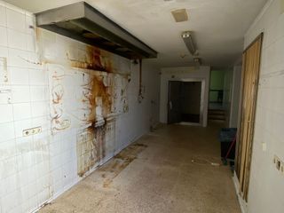 Local comercial en alquiler en Tres Olivos - Valverde en Madrid
