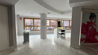 Local comercial en alquiler en Arrabal en Zaragoza