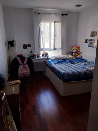 Se cambia o vende planta baja con piscina