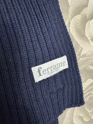 Set cappello e sciarpa Ferrante blu