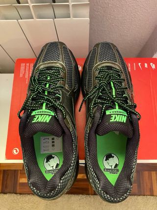 Nike Vomero 5