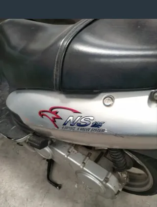 Daelim Amate 125 Scooter Azul/Plata