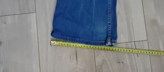 Pantalón vaquero campana azul