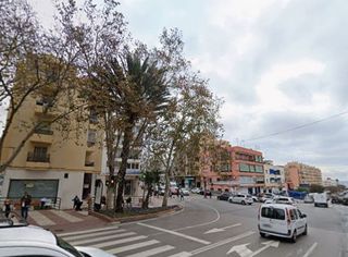 Local comercial en venta en Los Jardines de Marbella - La Ermita en Marbella
