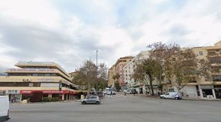Local comercial en venta en Los Jardines de Marbella - La Ermita en Marbella