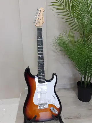 Guitarra Eléctrica Stratocaster Sunburst