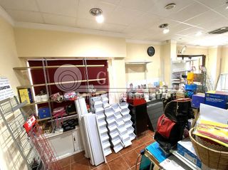 Local comercial en venta en Poniente-Faro en Vélez-Málaga