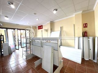 Local comercial en venta en Poniente-Faro en Vélez-Málaga