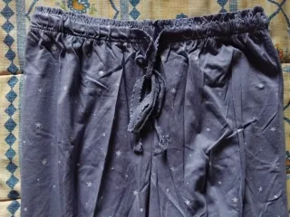 Pijama Snoopy Peanuts Mujer Blanco/Morado nuevo.