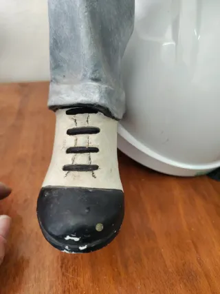 Figura decorativa resina pintada a mano