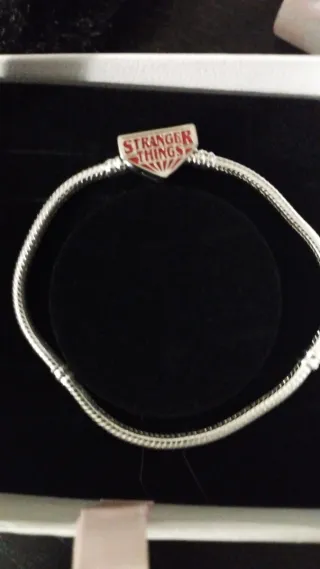 Pulsera Pandora Stranger Things Original talla 19
