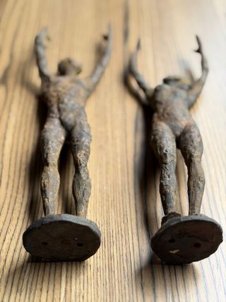 Esculturas de pareja, bronce de Marta Moreu