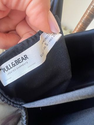 Vestido negro satén midi