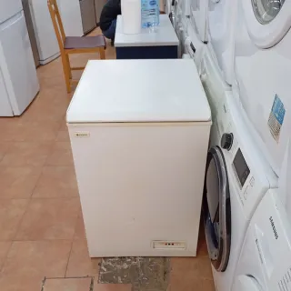 Congelador arcón Indesit