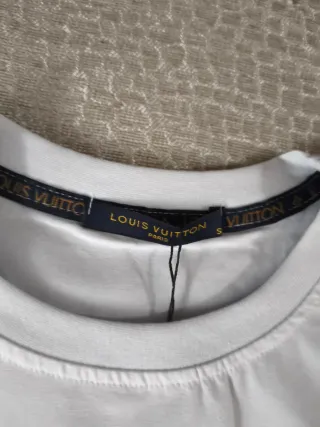 Camiseta Louis Vuitton Blanca