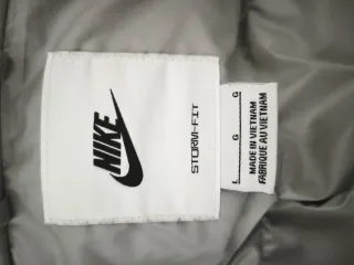 Chaqueta Nike Air Max Gris y Negra