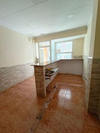 Local comercial en venta en Zona Bosca en Burriana